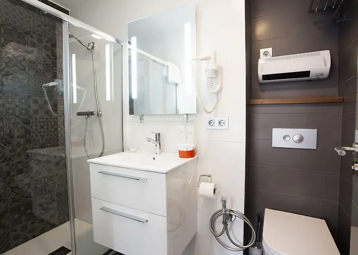 Okako Готель *