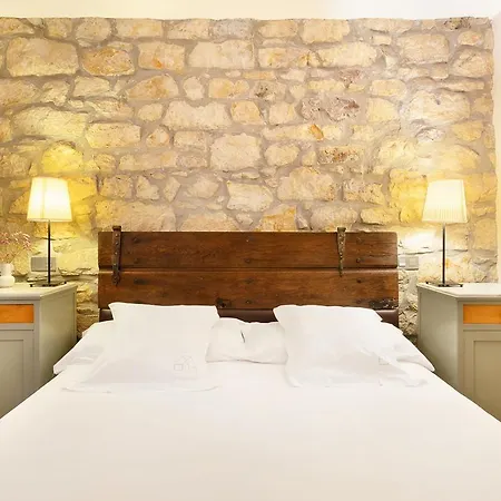 Hotel Okako *